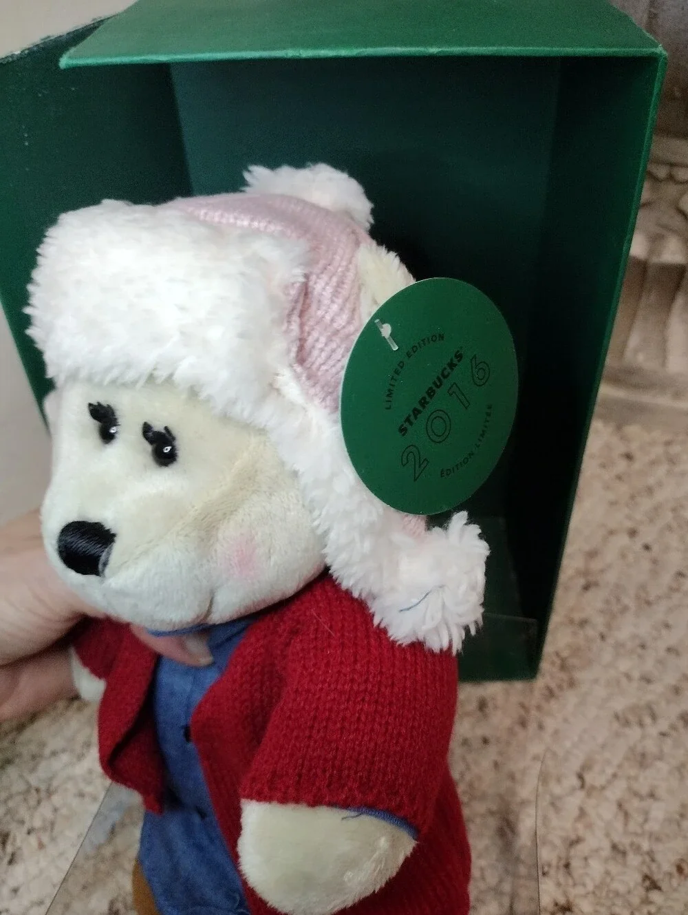 Starbucks 2016 Limited Edition "Home For The Holidays" Bearista Girl Bear - Picture 2 of 4